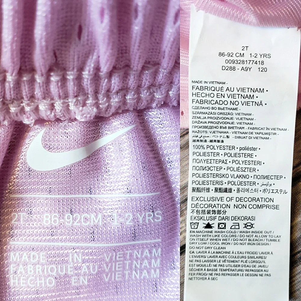 Nike Little Girls Heart Logo Graphic Tee & Shorts Set - Picture 11 of 11